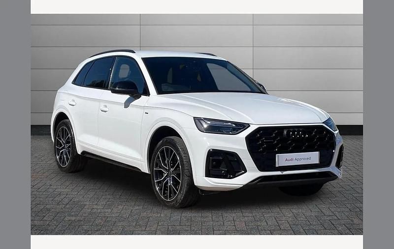 Used Audi Q5 Black Edition 204 HP (150 kW) 2024 White SUV