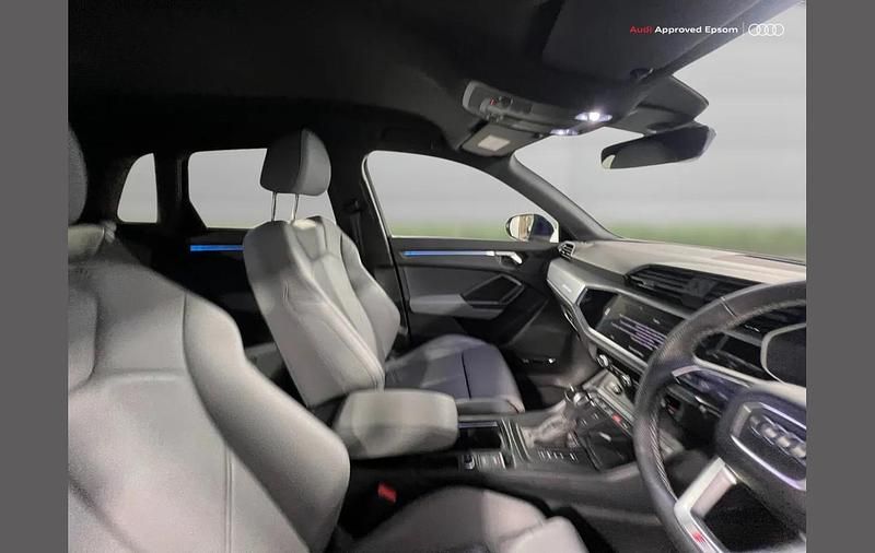 Used Audi Q3 S-Line 193 HP (141 kW) 2024 Blue SUV