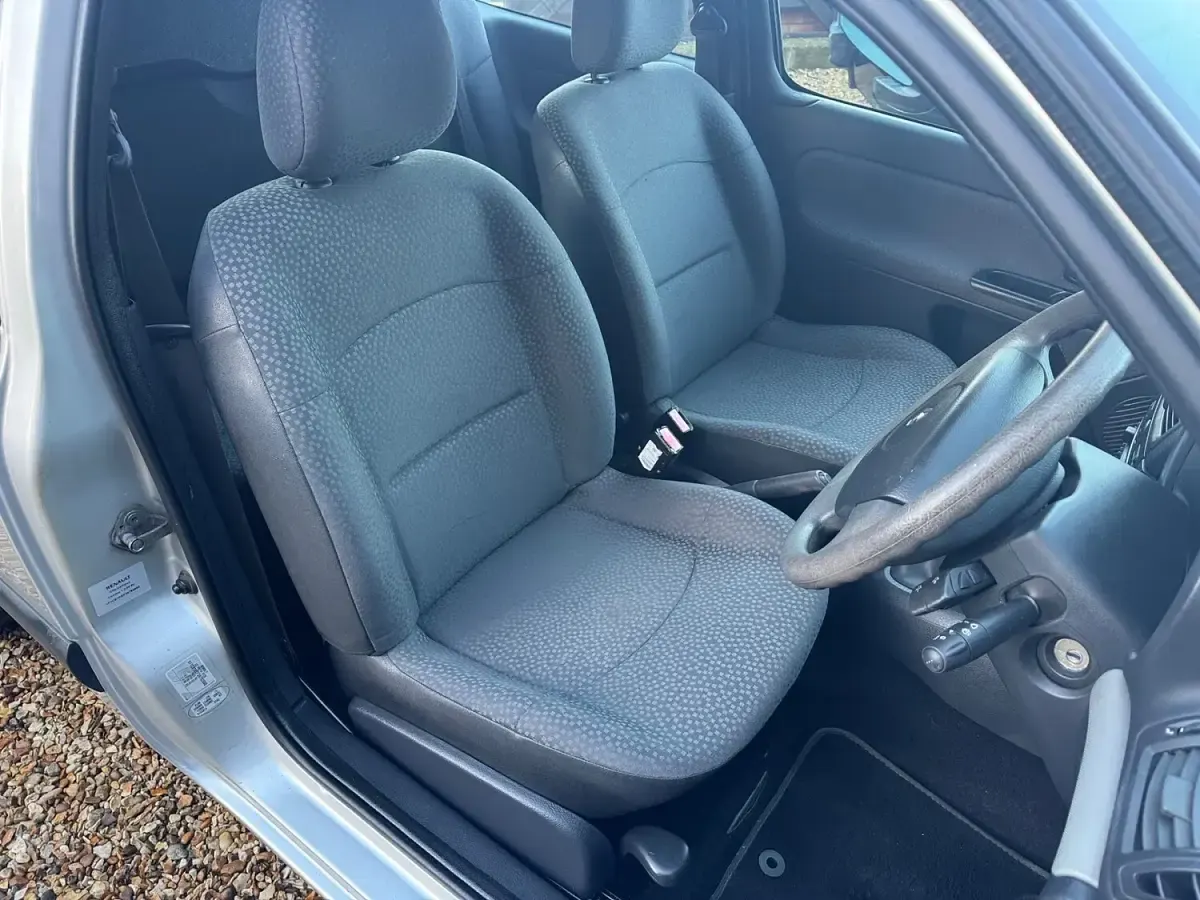 Used Renault Clio Campus 2008 Silver Hatchback