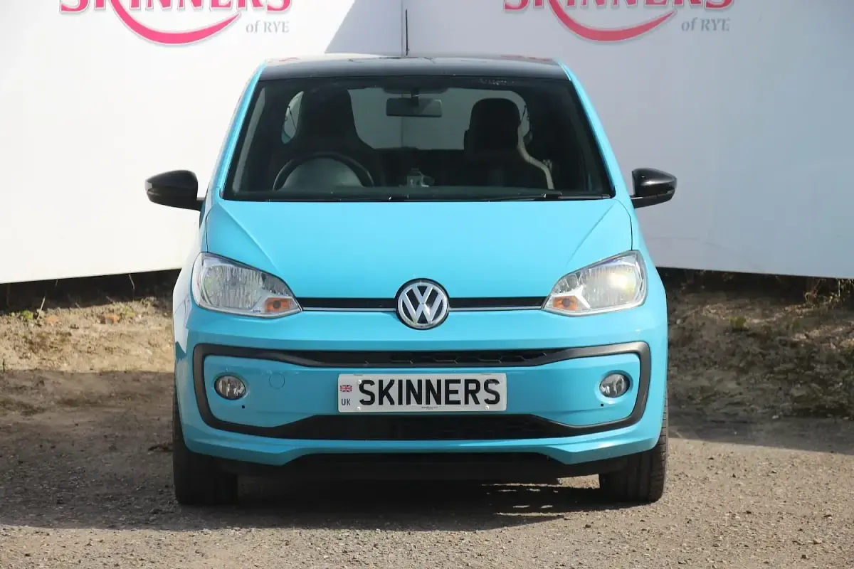 Used VW up! high up! 75 HP (55 kW) 2019 Blue Hatchback