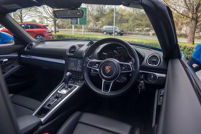 Used Porsche 718 Boxster 2022 Blue Cabriolet