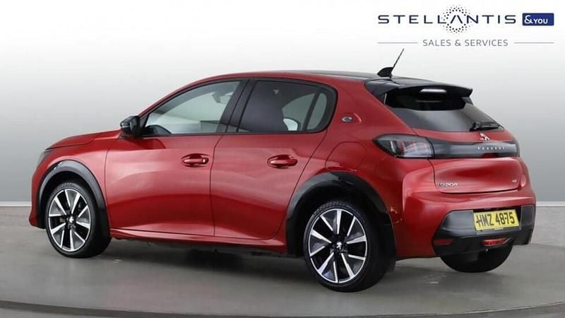 Used Peugeot e-208 Premium 98 kW (134 HP) 2021 Red Hatchback
