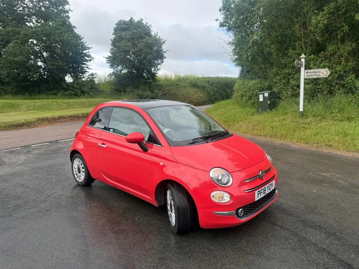 Used Fiat 500 Lounge 69 HP (50 kW) 2018 Pink Hatchback