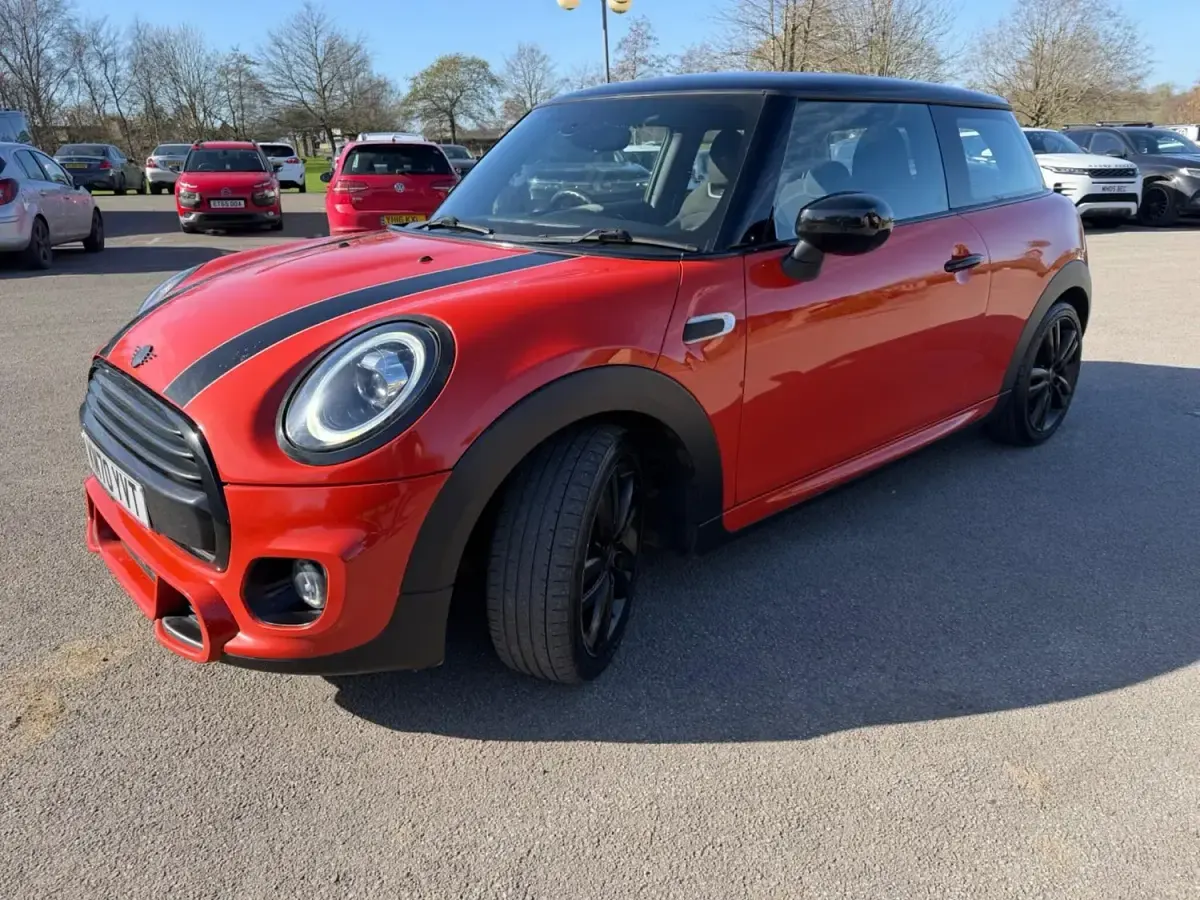Używany Mini Cooper Hatch 2020 Pomarańczowy Hatchback