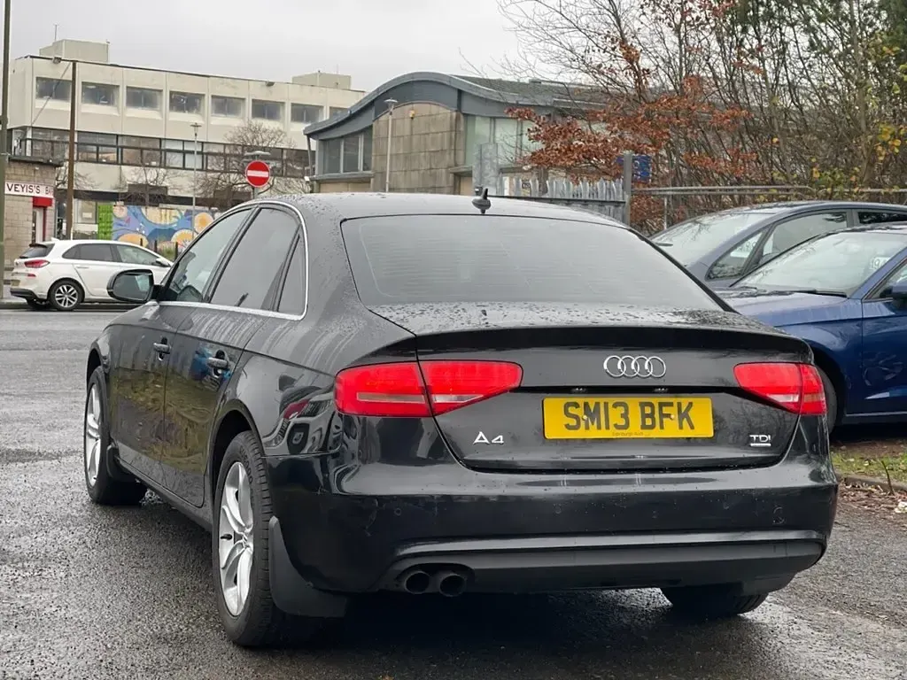 Used Audi A4 Design 177 HP (130 kW) 2013 Black Sedan