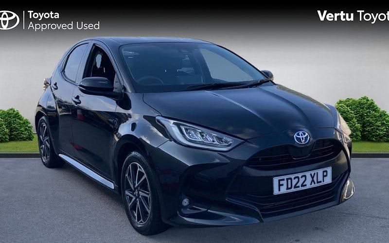 Used Toyota Yaris Hybrid Design 116 HP (85 kW) 2026 Hatchback