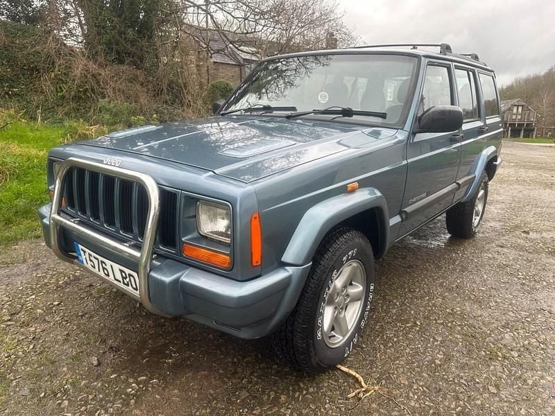 Blue Used 1999 Jeep Grand Cherokee SUV | £4,995 - Image 1/3