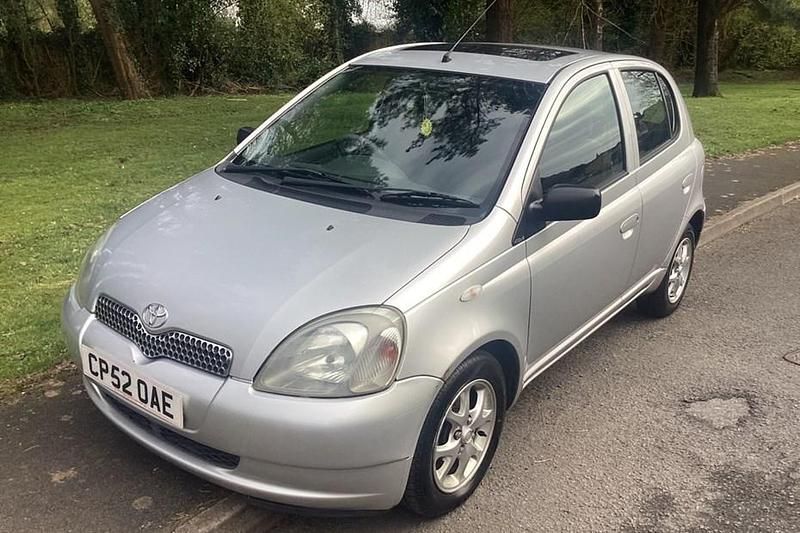 Used Toyota Yaris 2003
