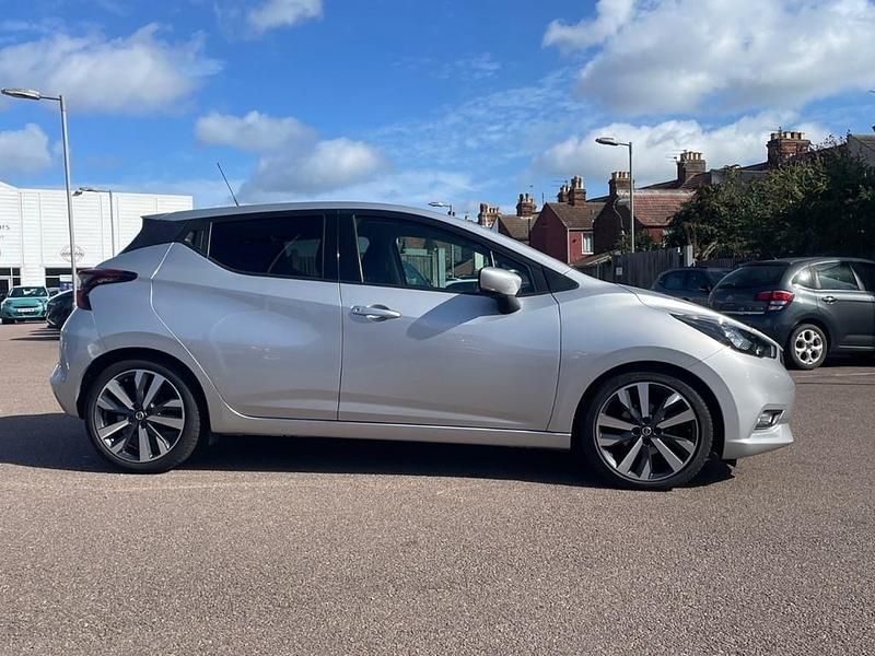 Usado Nissan Micra Tekna 2022 Prateado Citadino