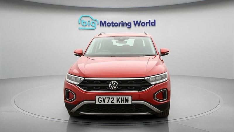 Used VW T-Roc S 110 HP (80 kW) 2023 Red SUV
