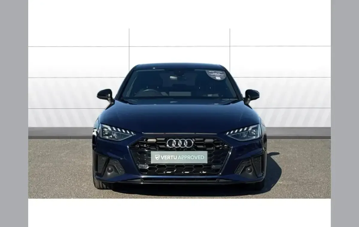 Used Audi A4 Black Edition 147 HP (108 kW) 2021 Blue Sedan