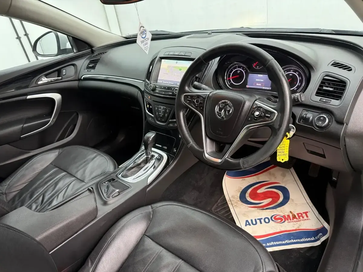 Used Vauxhall Insignia Elite 163 HP (119 kW) 2014 Silver Hatchback