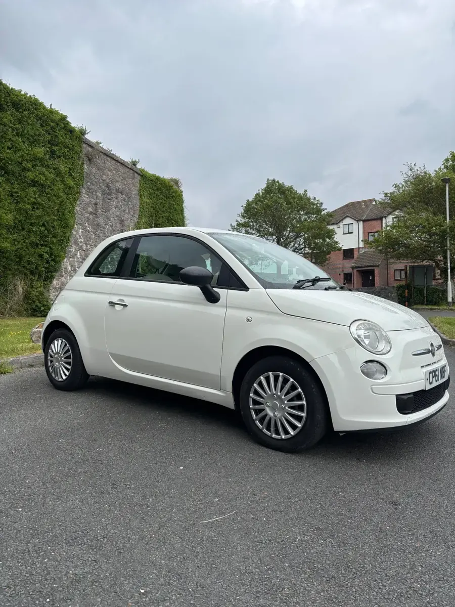 Begagnad Fiat 500 Pop 69 HK (50 kW) 2012 Vit Halvkombi