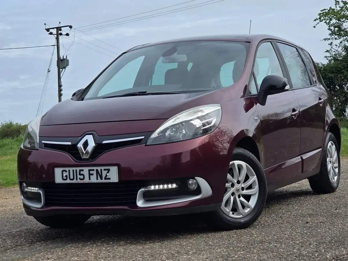 Used Renault Scénic III LIMITED 110 HP (80 kW) 2015 Red MPV
