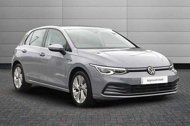Used 2023 VW Golf VIII | £21,995 (Fair price) - Image 1/4
