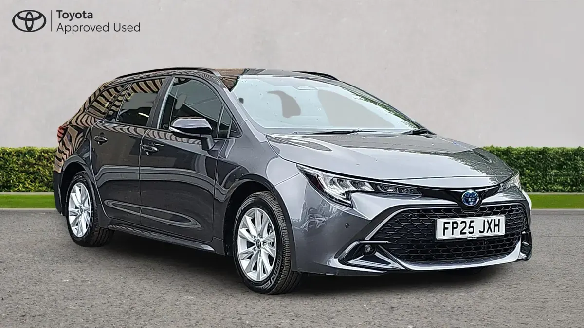 Used Toyota Corolla 140 HP (102 kW) 2025 Estate