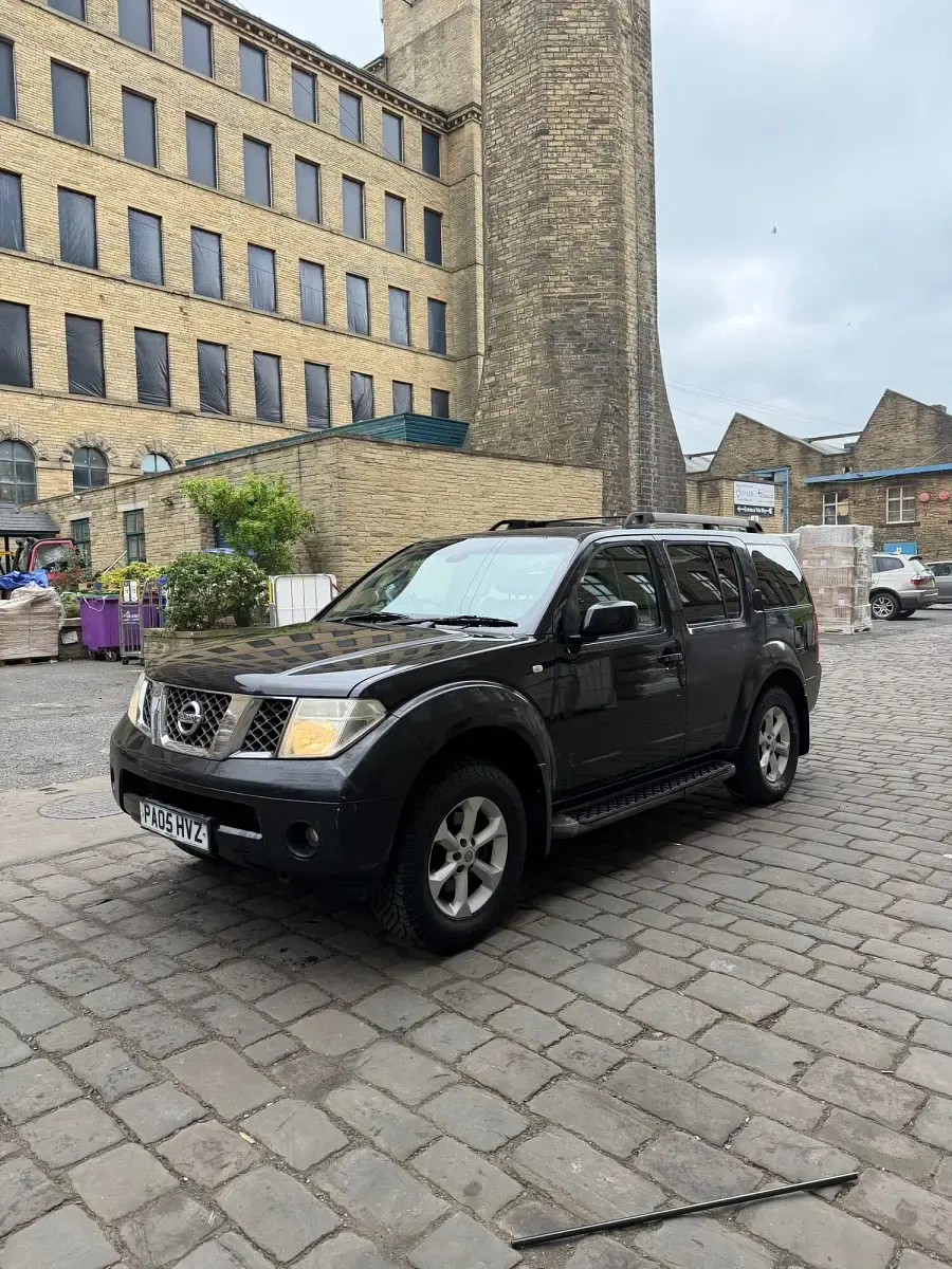 Used Nissan Pathfinder 2005 Black SUV