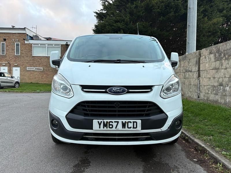 Used Ford Transit Custom Limited 130 HP (95 kW) 2018 White