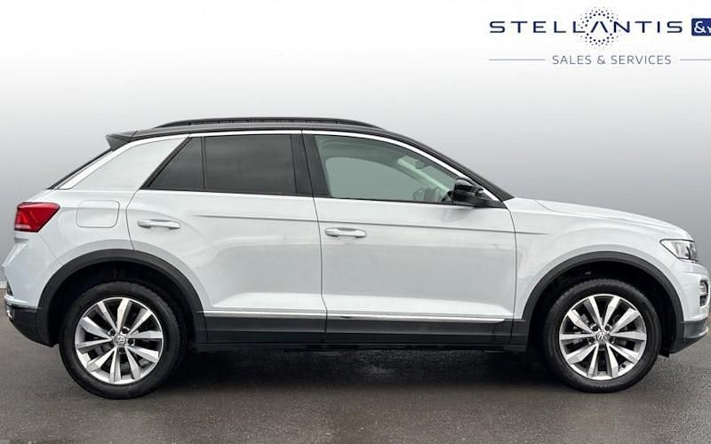 Used VW T-Roc Design 116 HP (85 kW) 2019 Blue SUV