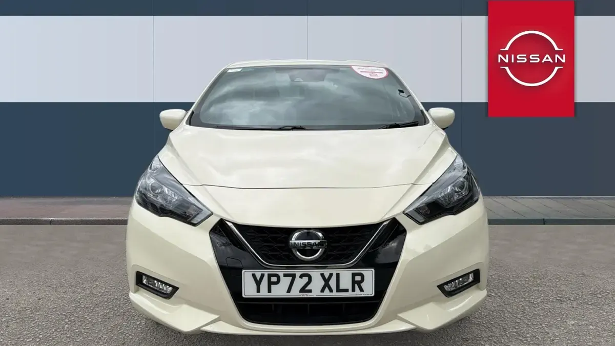 Used Nissan Micra Tekna 92 HP (67 kW) 2023 White Hatchback