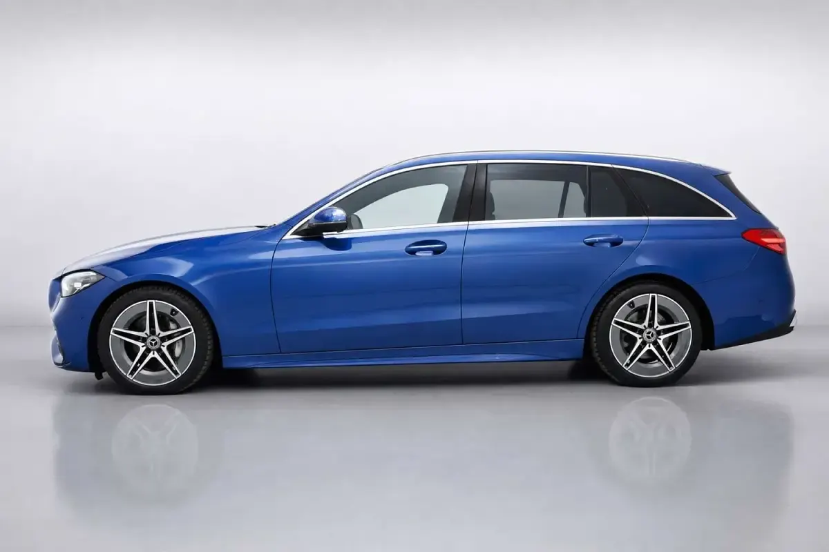 Used Mercedes C200 AMG line 224 HP (164 kW) 2023 Blue Estate