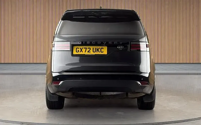 Used Land Rover Discovery 5 HSE Dynamic 300 HP (220 kW) 2022 SUV
