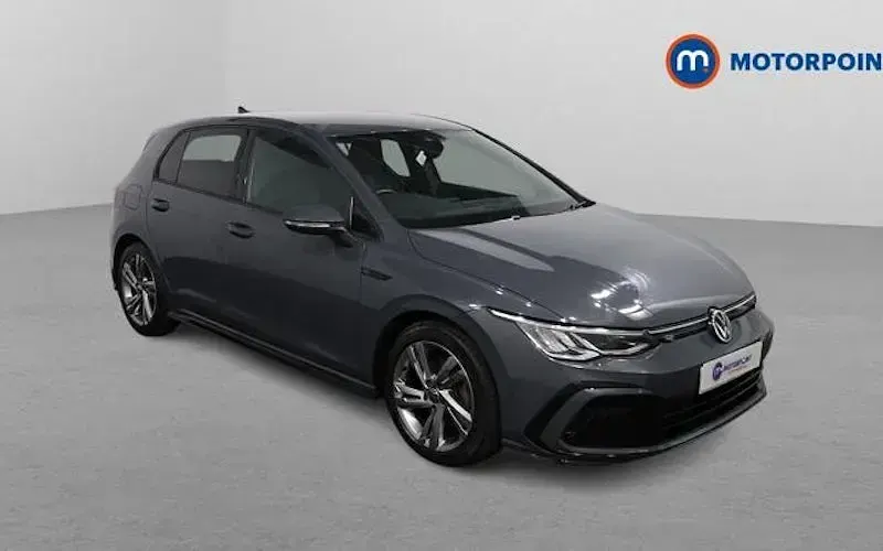 Begagnad VW Golf VIII R-line 150 HK (110 kW) 2023 Halvkombi