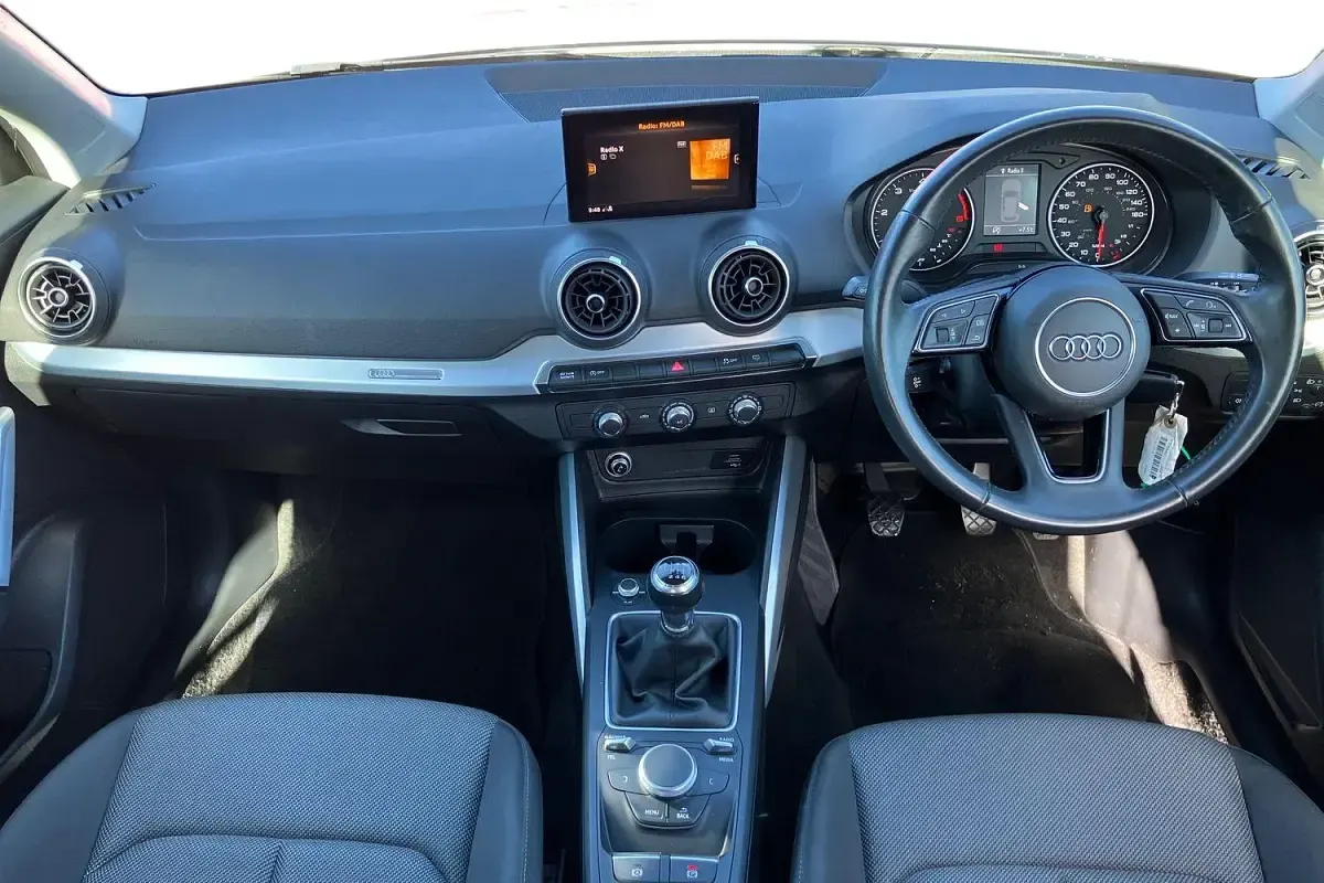 Used Audi Q2 Sport 116 HP (85 kW) 2019 White SUV