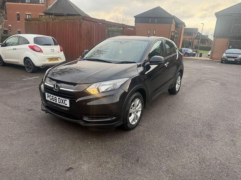 Used Honda HR-V S 120 HP (88 kW) 2019 Black SUV