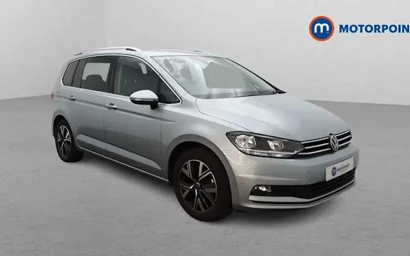 Used VW Touran SEL 150 HP (110 kW) 2025 MPV