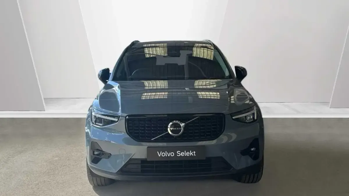 Used Volvo XC40 Plus 161 HP (118 kW) 2023 SUV
