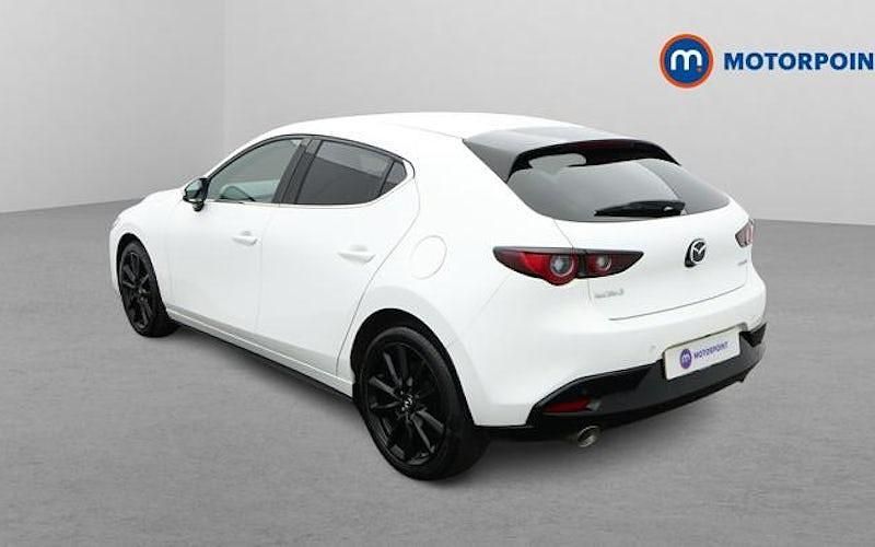 Usado Mazda 3 Inclusive 186 HP (136 kW) 2022 Branco Citadino