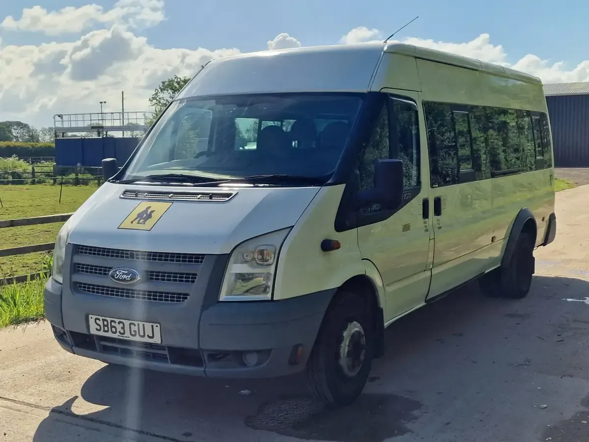 Used Ford Transit 135 HP (99 kW) 2013 White