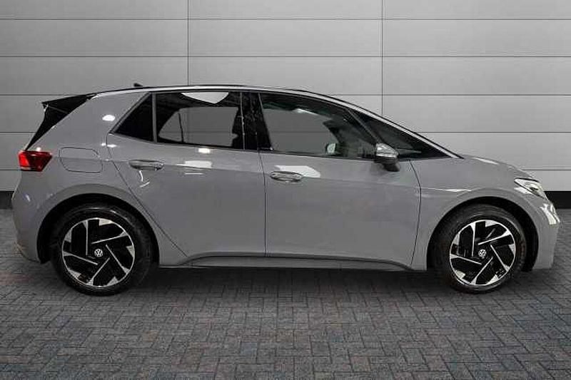 New VW ID.3 Pure 125 kW (170 HP) 2026 Grey Hatchback
