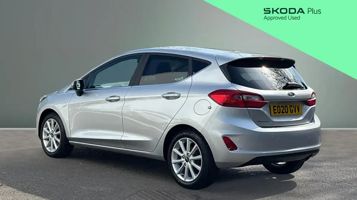 Usado Ford Fiesta Titanium 95 CV (69 kW) 2003 Utilitario