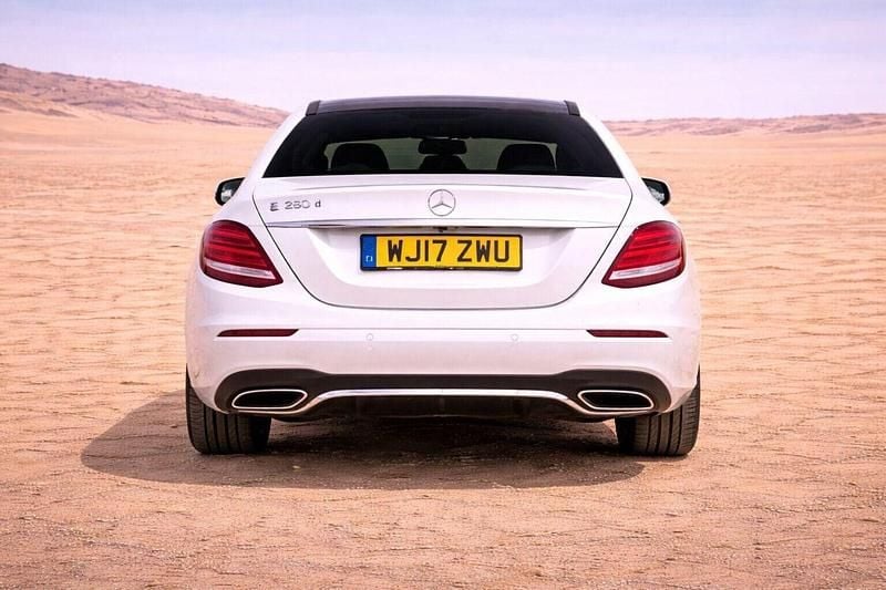 Used Mercedes E220 AMG line 194 HP (142 kW) 2017 White Sedan