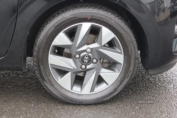 Used Hyundai i10 Advanced 2024 Black Hatchback