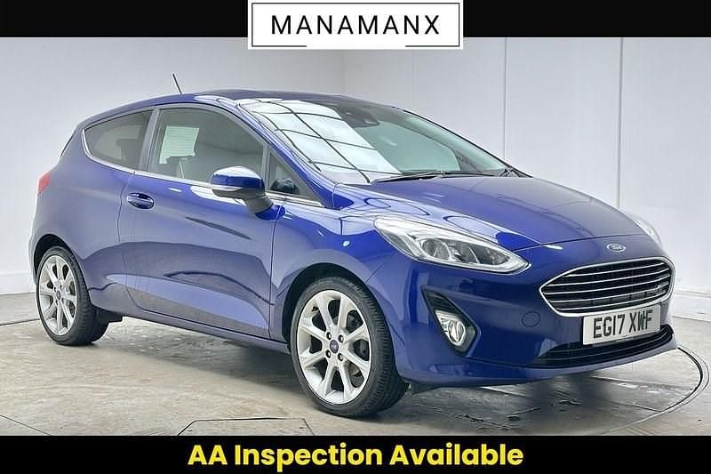 Used Ford Fiesta Titanium 125 HP (91 kW) 2017 Blue Hatchback