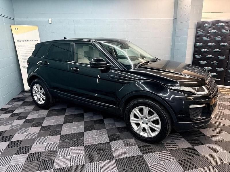Used Land Rover Range Rover evoque SE 150 HP (110 kW) 2015 Black SUV