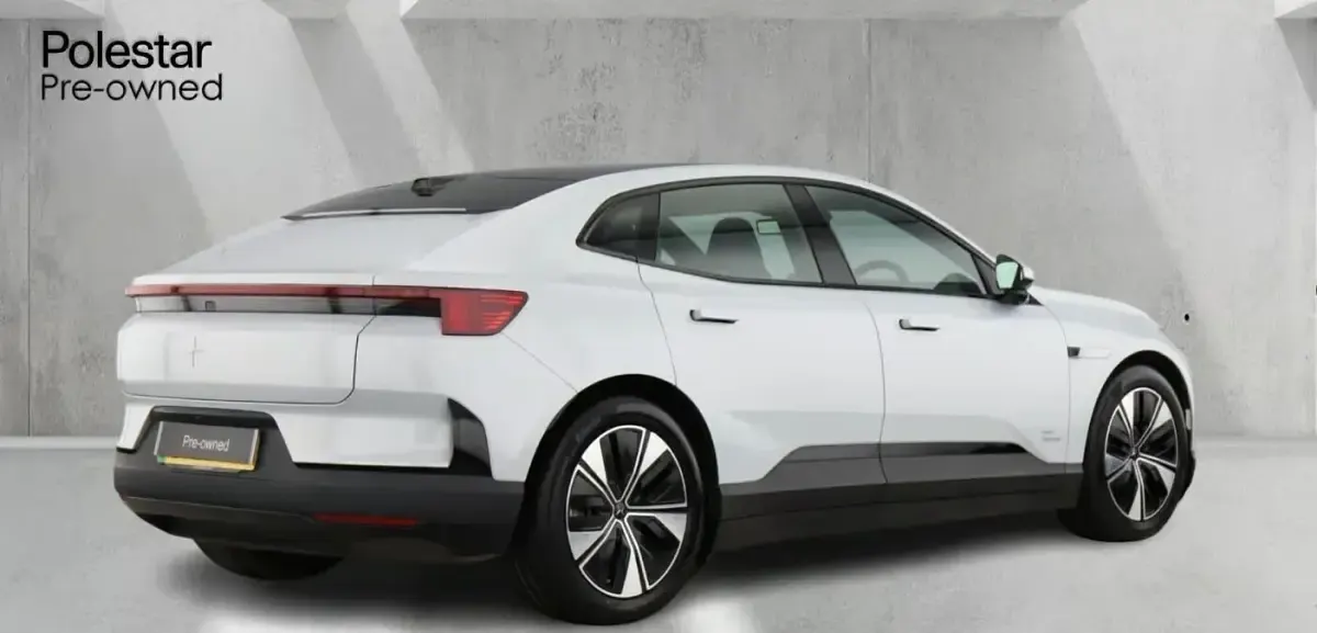 Usado Polestar 4 Plus 200 kW (272 CV) 2025 Plateado SUV