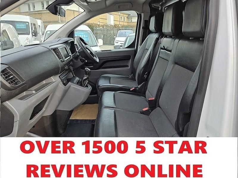 Used Citroën Dispatch 120 HP (88 kW) 2021 White MPV