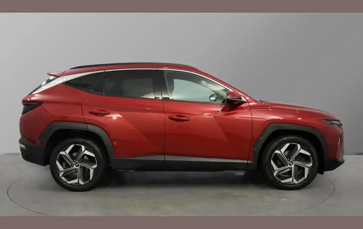 Used Hyundai Tucson Premium 230 HP (169 kW) 2022 Red SUV