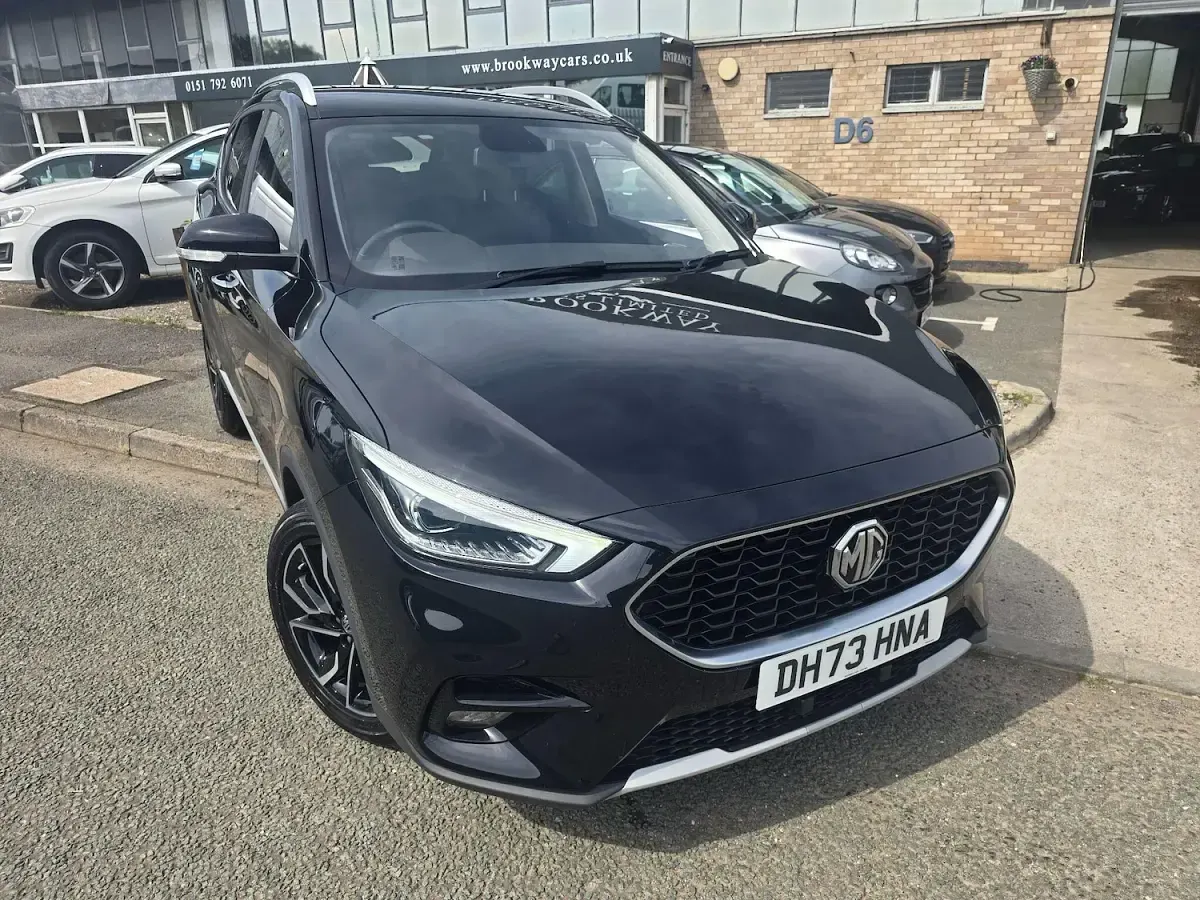 Used MG ZS Exclusive 106 HP (77 kW) 2023 Black SUV