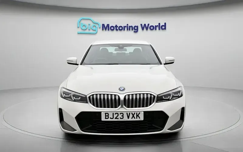 Used BMW 330e M Sport 292 HP (214 kW) 2023 White Sedan