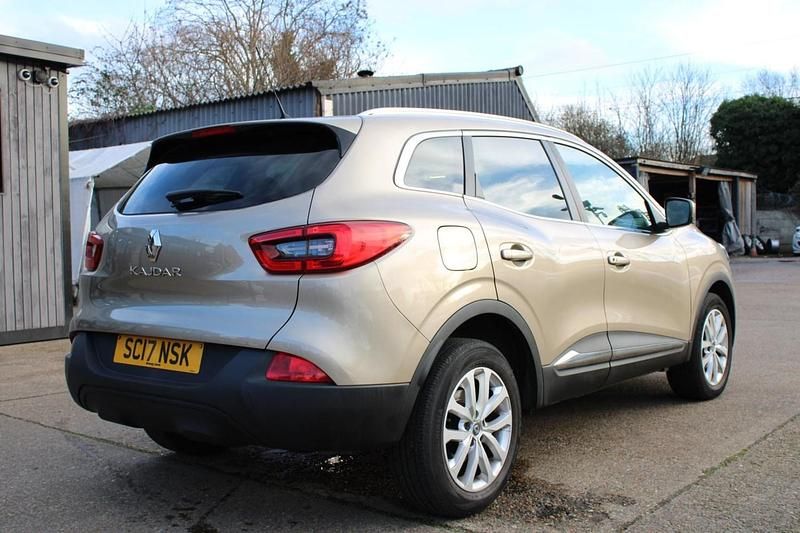 Used Renault Kadjar Dynamique 130 HP (95 kW) 2017 Beige SUV