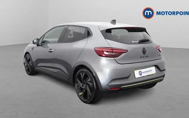 Used Renault Clio Engineered 145 HP (106 kW) 2023 Grey Hatchback