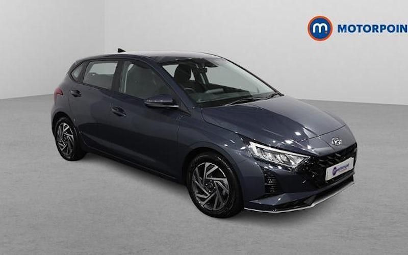 Used Hyundai i20 Advanced 101 HP (74 kW) 2024 Grey Hatchback