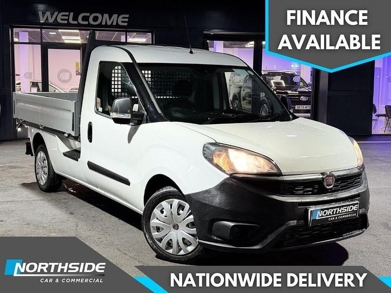 Used Fiat Doblò 2021 White MPV