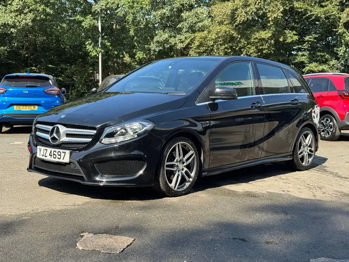 Used Mercedes B200 AMG line 2016 Black Hatchback