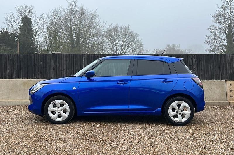 Used Suzuki Swift 2024 Blue Hatchback